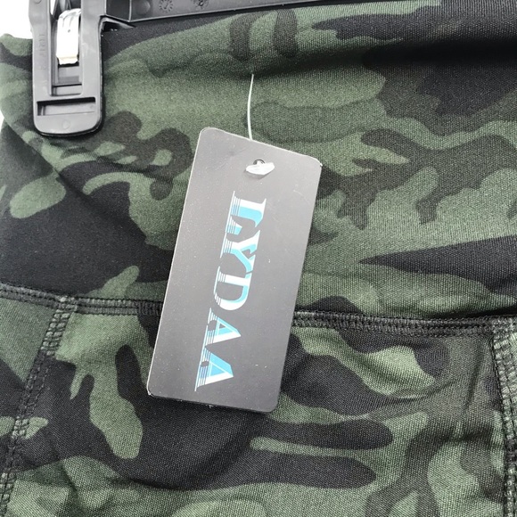 🆕Camouflage Cargo Jogger Leggings Pant w/Pockets comes with Sport Top - Picture 6 of 10